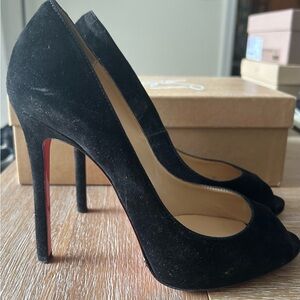 Christian Louboutin Veau Velours, size 38